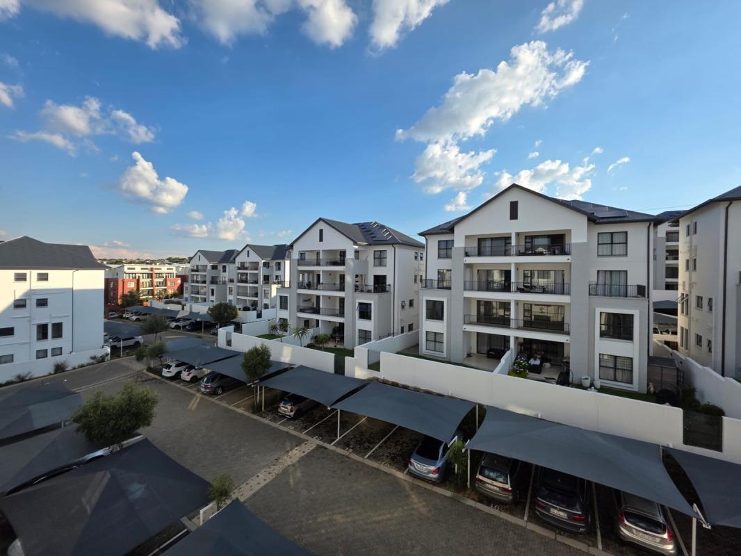 1 Bed Flat - Greenstone, 10 Stone Cl, Modderfontein, Lethabong