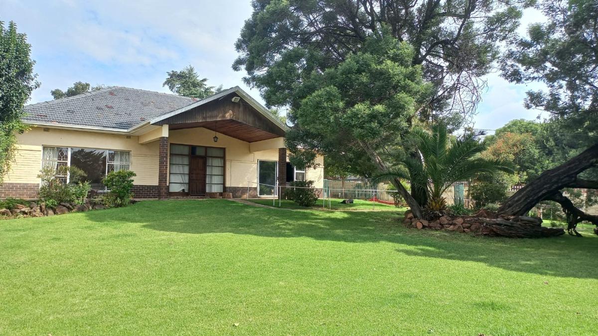 4 Bed House - Observatory, 10 Park St, Observatory, Johannesburg, 2187